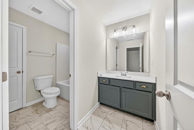 101 Beaver Creek Way, Lagrange, GA 30241