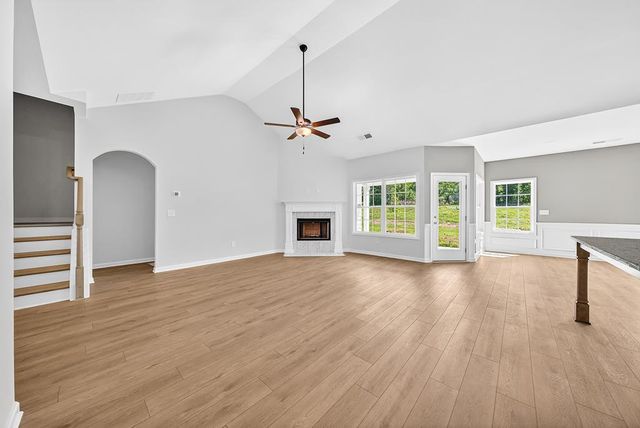 101 Beaver Creek Way, Lagrange, GA 30241