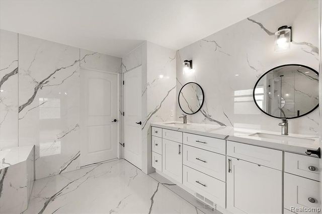 16622 Sherwood Lane, Northville, MI 48168