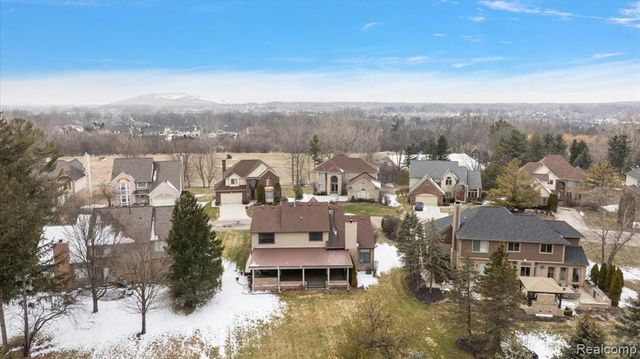 16622 Sherwood Lane, Northville, MI 48168