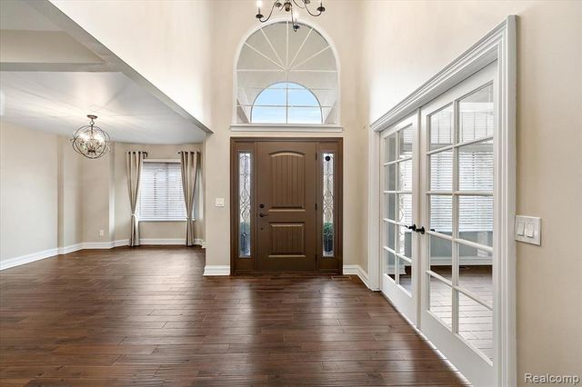 16622 Sherwood Lane, Northville, MI 48168