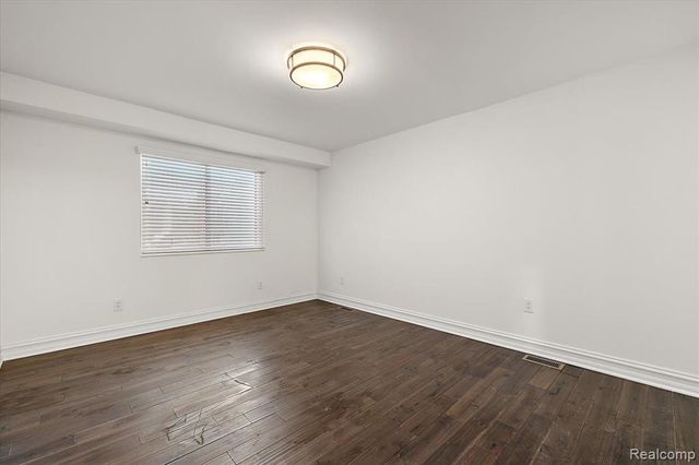 16622 Sherwood Lane, Northville, MI 48168