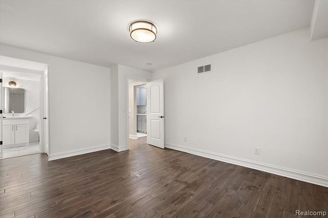 16622 Sherwood Lane, Northville, MI 48168