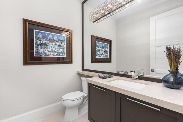 444 NE Wavecrest Way, Boca Raton, FL 33432