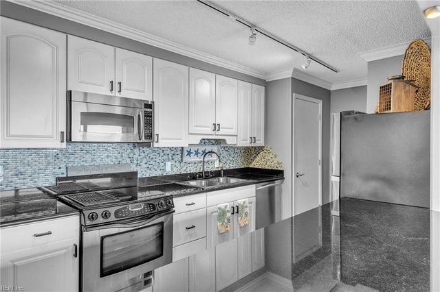 3558 Shore Dr Apt 106, Virginia Beach, VA 23455