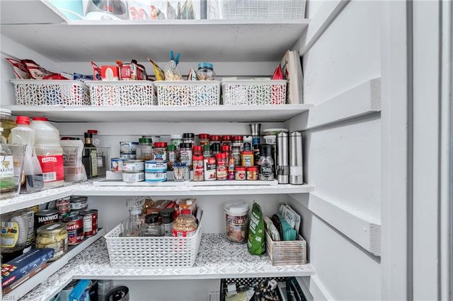 3558 Shore Dr Apt 106, Virginia Beach, VA 23455