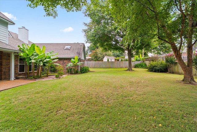8811 BAZEMORE RD, Cordova, TN 38018