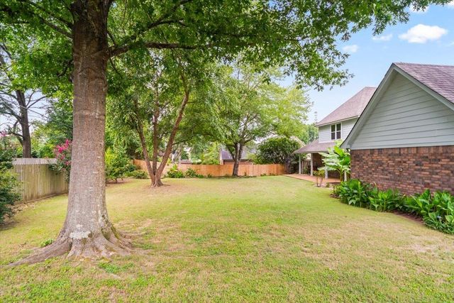 8811 BAZEMORE RD, Cordova, TN 38018