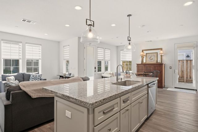 2785 Telegraph Boulevard, Marina, CA 93933