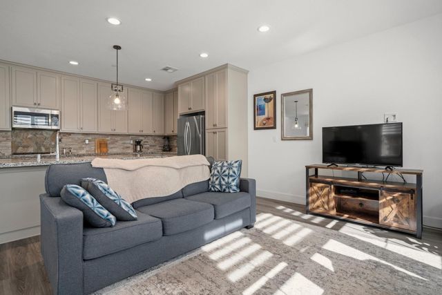 2785 Telegraph Boulevard, Marina, CA 93933