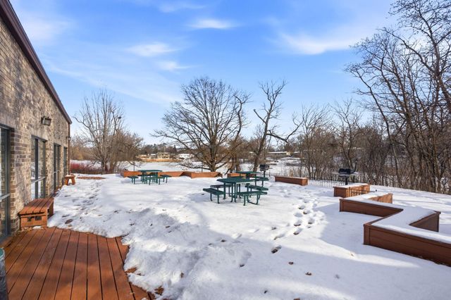 4575 W 80th Street Circle 123, Bloomington, MN 55437