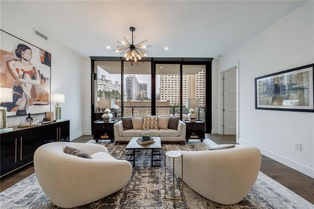 2425 Peachtree Road NE 503, Atlanta, GA 30305