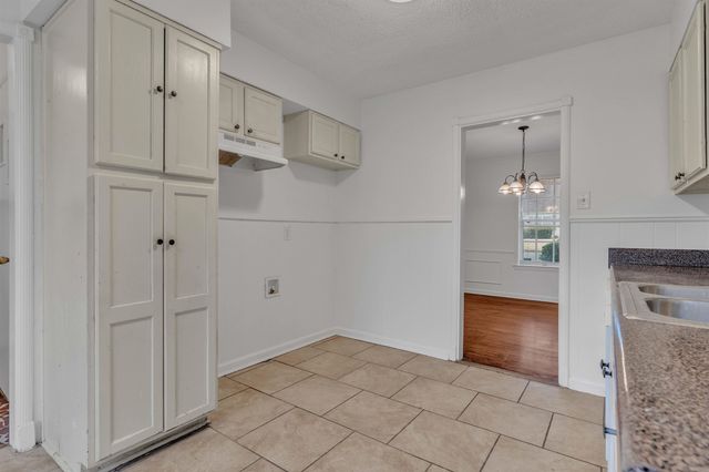 4727 OLDS AVE, Memphis, TN 38128