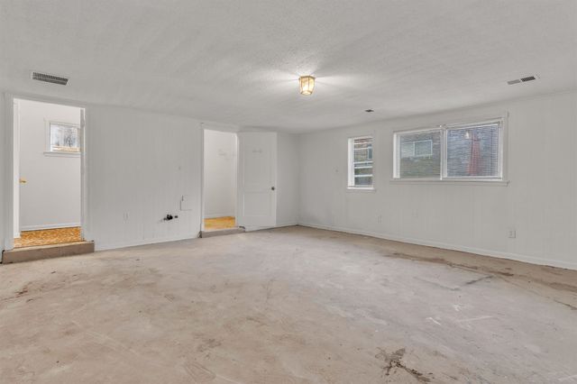 4727 OLDS AVE, Memphis, TN 38128