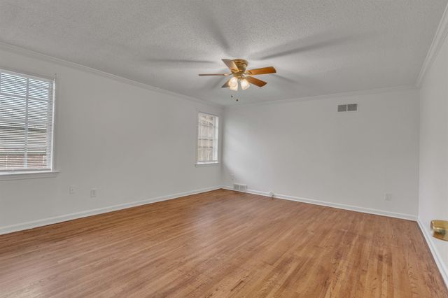 4727 OLDS AVE, Memphis, TN 38128