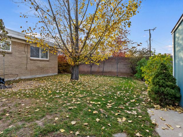 1540 W 4920 S, Taylorsville, UT 84123