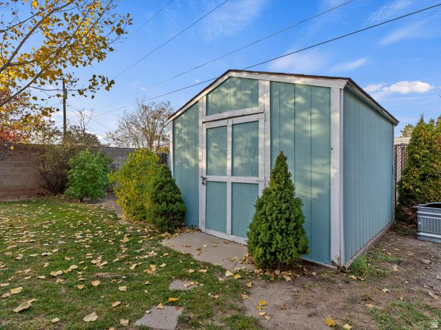 1540 W 4920 S, Taylorsville, UT 84123