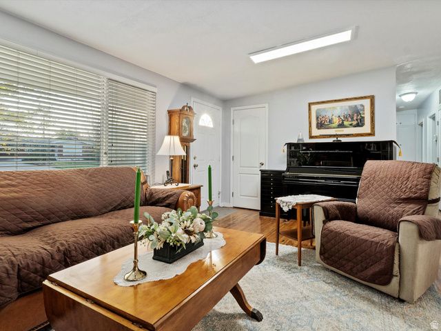 1540 W 4920 S, Taylorsville, UT 84123