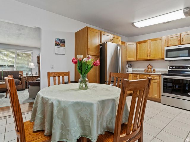 1540 W 4920 S, Taylorsville, UT 84123