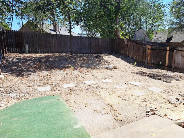 9009 SANGER DR B, Austin, TX 78748