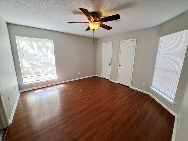 9009 SANGER DR B, Austin, TX 78748