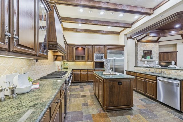 6617 Overlook Court, Plano, TX 75024