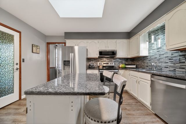 3028 IDYLLBROOK Lane, Erie, PA 16506