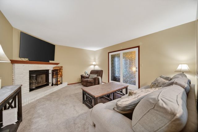 3028 IDYLLBROOK Lane, Erie, PA 16506