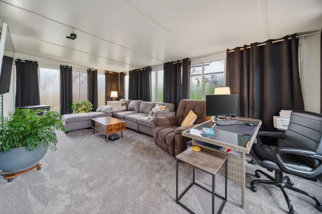 3028 IDYLLBROOK Lane, Erie, PA 16506