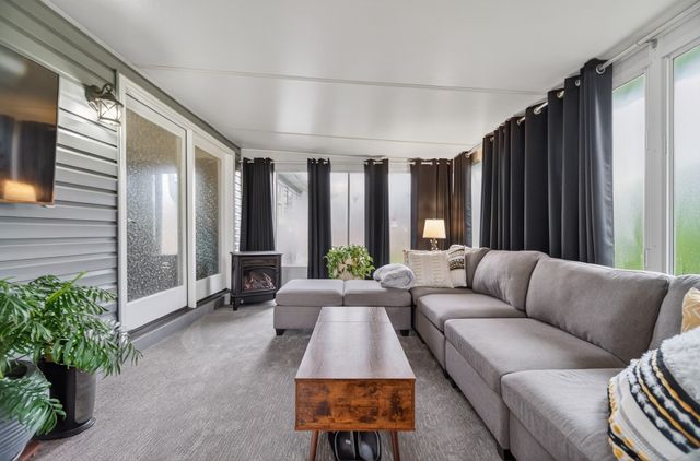 3028 IDYLLBROOK Lane, Erie, PA 16506