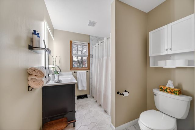 3028 IDYLLBROOK Lane, Erie, PA 16506