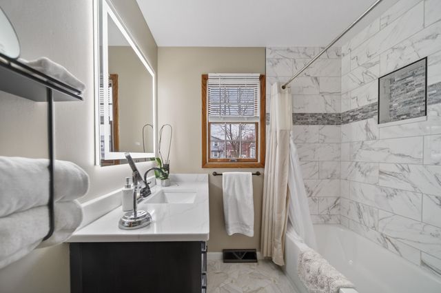 3028 IDYLLBROOK Lane, Erie, PA 16506