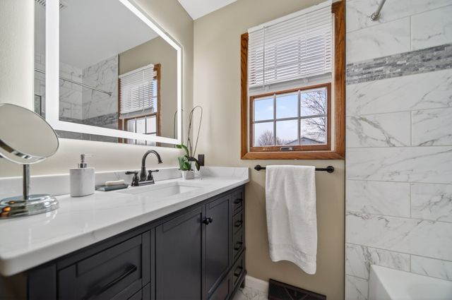 3028 IDYLLBROOK Lane, Erie, PA 16506