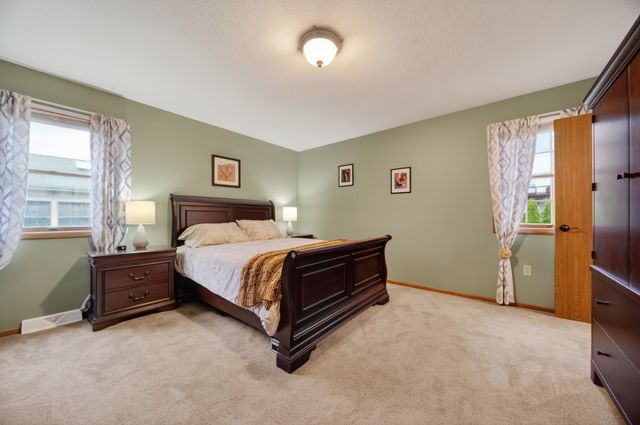 3028 IDYLLBROOK Lane, Erie, PA 16506