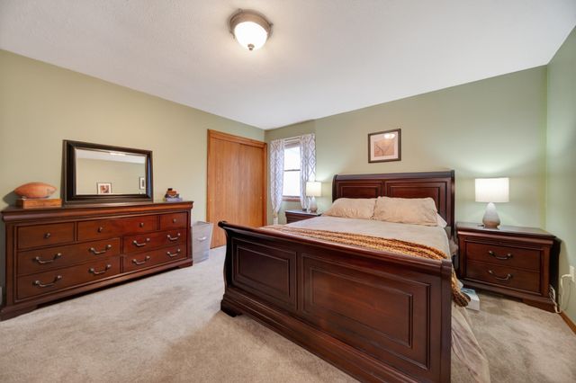 3028 IDYLLBROOK Lane, Erie, PA 16506