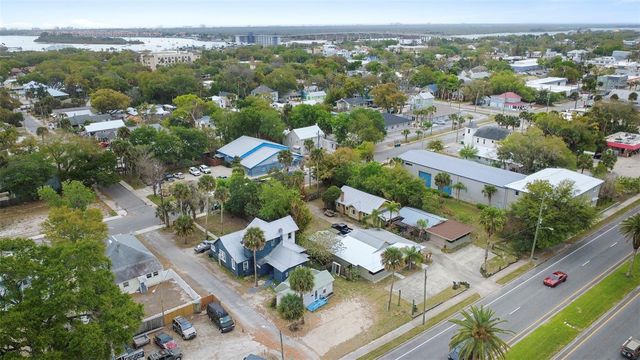 324 N ORANGE STREET, New Smyrna Beach, FL 32168
