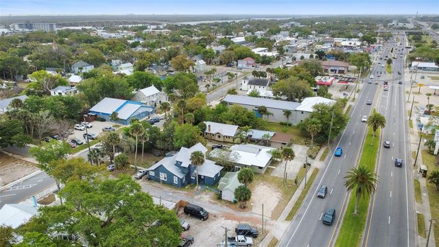 324 N ORANGE STREET, New Smyrna Beach, FL 32168
