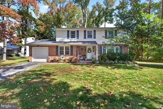 2601 PIN OAK DR, Wilmington, DE 19810