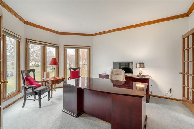 9116 W 127th Terrace, Overland Park, KS 66213