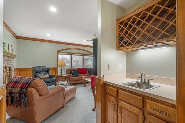 9116 W 127th Terrace, Overland Park, KS 66213