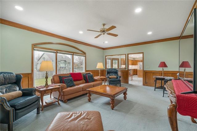 9116 W 127th Terrace, Overland Park, KS 66213