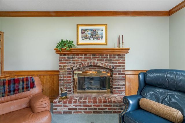 9116 W 127th Terrace, Overland Park, KS 66213