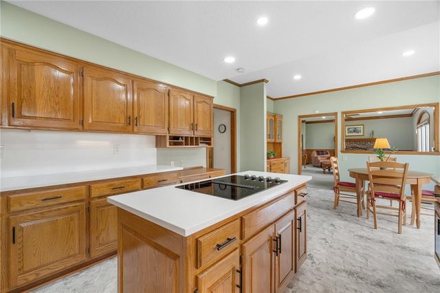 9116 W 127th Terrace, Overland Park, KS 66213