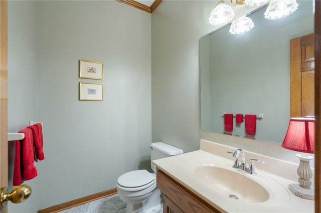 9116 W 127th Terrace, Overland Park, KS 66213