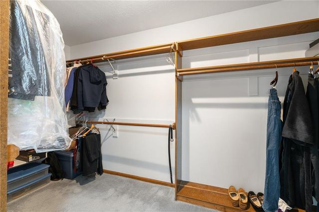 9116 W 127th Terrace, Overland Park, KS 66213