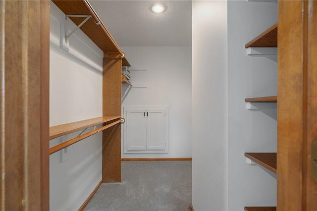 9116 W 127th Terrace, Overland Park, KS 66213