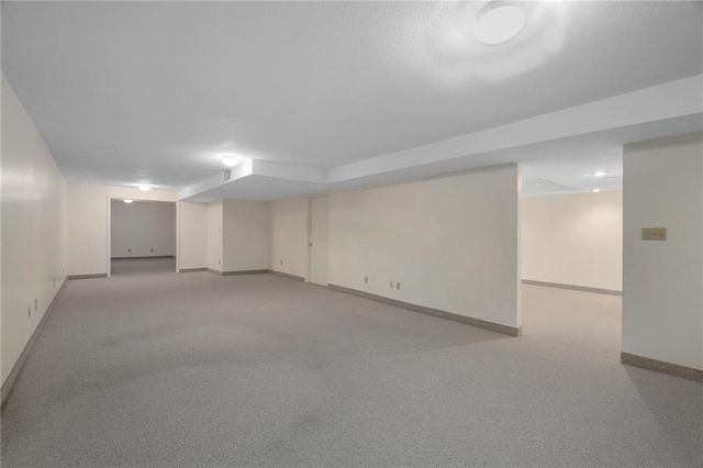 9116 W 127th Terrace, Overland Park, KS 66213