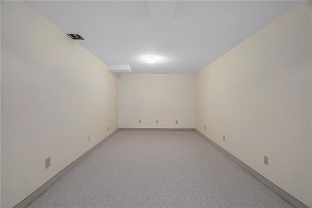 9116 W 127th Terrace, Overland Park, KS 66213