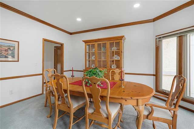 9116 W 127th Terrace, Overland Park, KS 66213