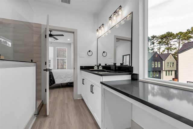 5310 Kindred Garden Lane, Houston, TX 77091